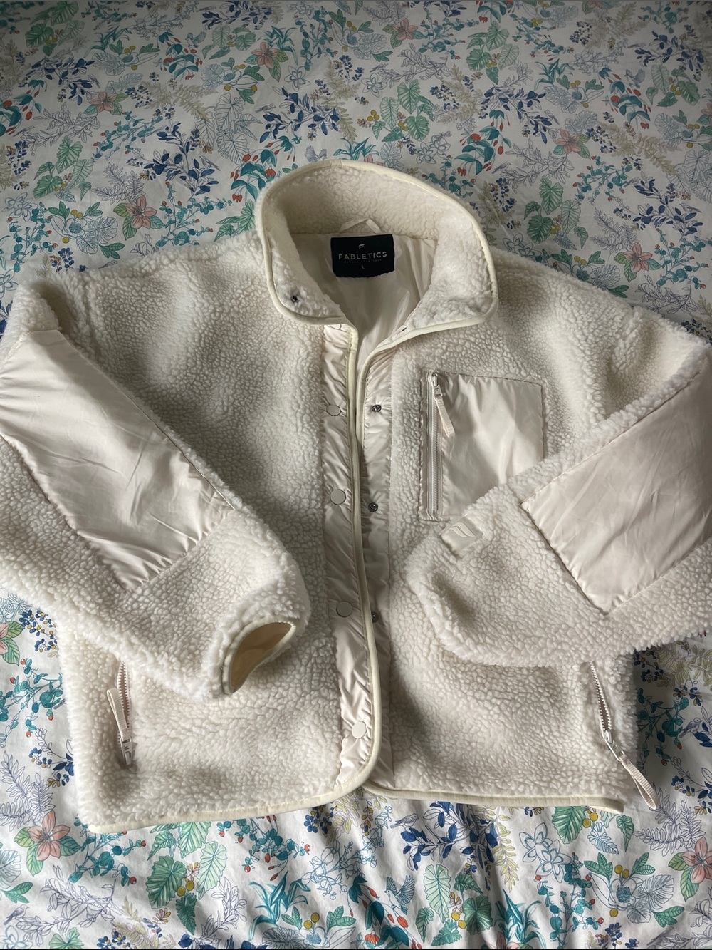 Fabletics Cream Sherpa Jacket with Quilted Pockets